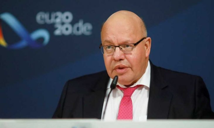 وزير الاقتصاد الألماني يبدأ مشاورات مع روابط اقتصادية بشأن كورونا