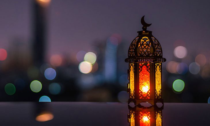 رغم الغلاء والوباء: فوانيس رمضان تضيء قلب القاهرة
