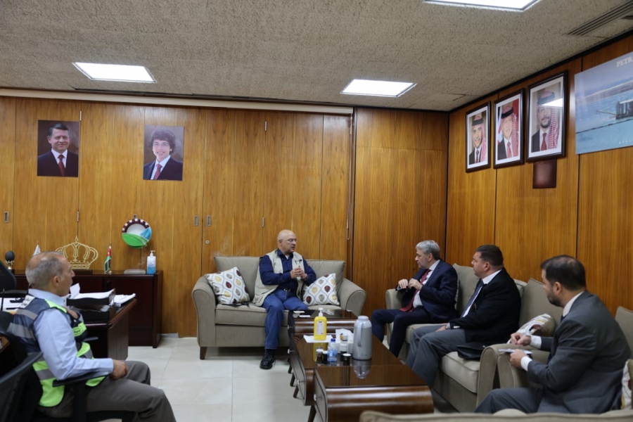 البوتاس العربية تبحث مع السفير البرازيلي في عمّان فتح مكتب تصديري لها في البرازيل