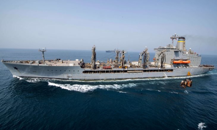 إسرائيل تحمل إيران مسؤولية الهجوم على سفينة وتسعى لرد قاس