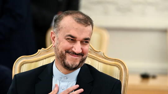 وزير إيراني يطالب بتعزيز العلاقات مع الأردن