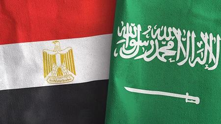 السعودية ومصر توقعان اتفاقيات بـ7.7 مليار دولار