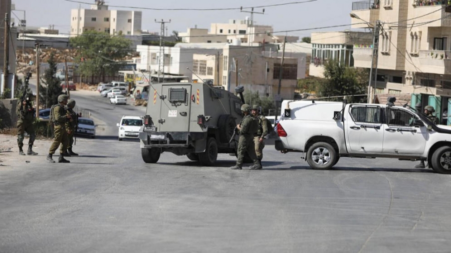 هجوم مسلح يستهدف حاجزا للجيش الإسرائيلي جنوب جنين