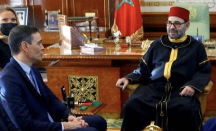 خلال اتصال هاتفي.. العاهل المغربي يدعو رئيس الحكومة الإسبانية إلى زيارة المغرب