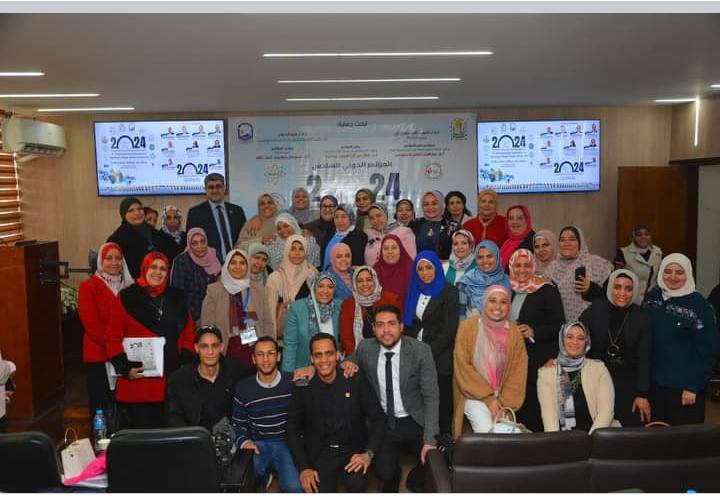 أكاديمية من جامعة الزرقاء تشارك في المؤتمر الدولي السادس للتمريض..