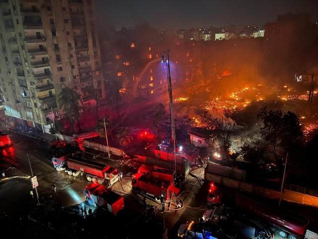 دمار كبير اثر حريق ستوديو الأهرام في مصر