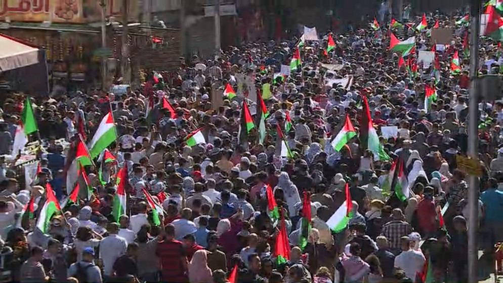 مسيرات بالمحافظات ترفض استمرار العدوان على غزة