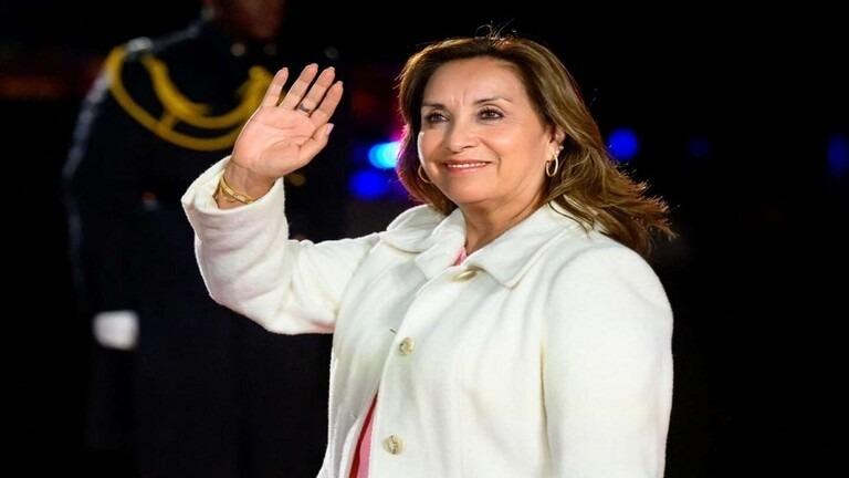 النيابة العامة البيروفية تستجوب رئيسة البلاد على خلفية (فضيحة روليكس)