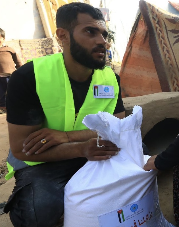 الهيئة الخيرية الهاشمية: توزيع 1717 طنا من الطحين في غزة خلال رمضان