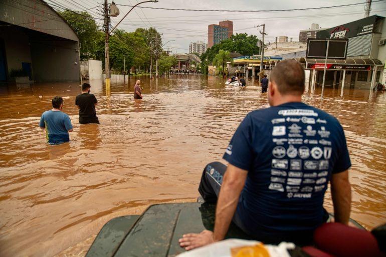 70 ألف شخص تركوا منازلهم بسبب الفيضانات في البرازيل