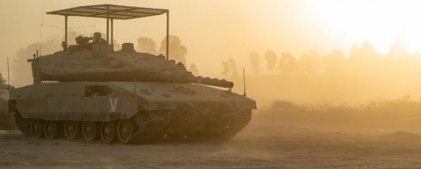 سيناتور أمريكي يهاجم البنتاغون بسبب تعليق شحنات الأسلحة لإسرائيل