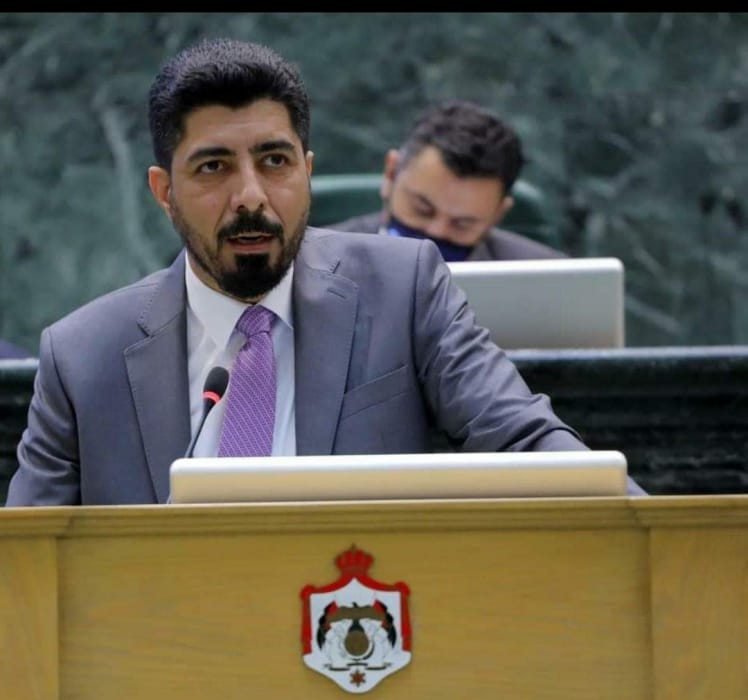 النائب العشا مركز صحي شامل في منطقة رأس العين قريبا