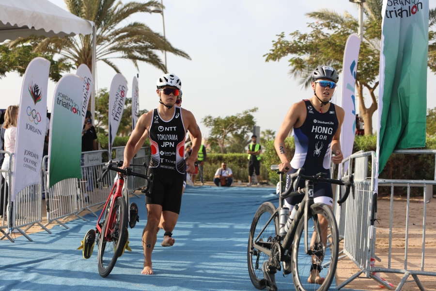 العقبة أجواء عالمية في بطولة أيلة للترايثلون ..
