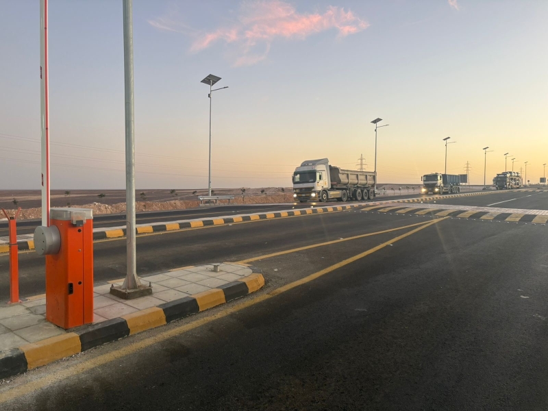 رسوم المرور على طريق الحرانةالعمري 85 قرشا للسيارات الصغيرة و 2.5 دينار للشاحنات