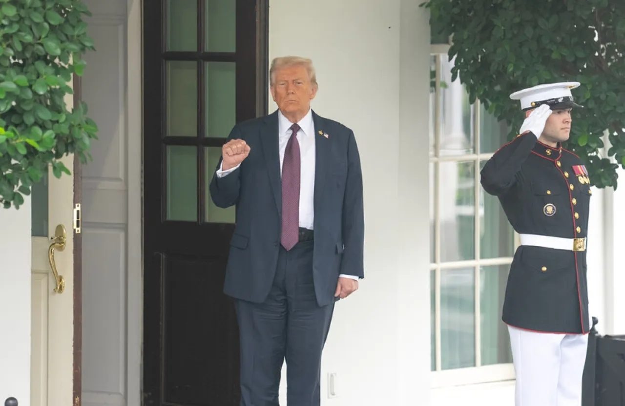 من اليوم.. رسوم جمركية أمريكية جديدة على بعض الواردات تدخل حيز التنفيذ