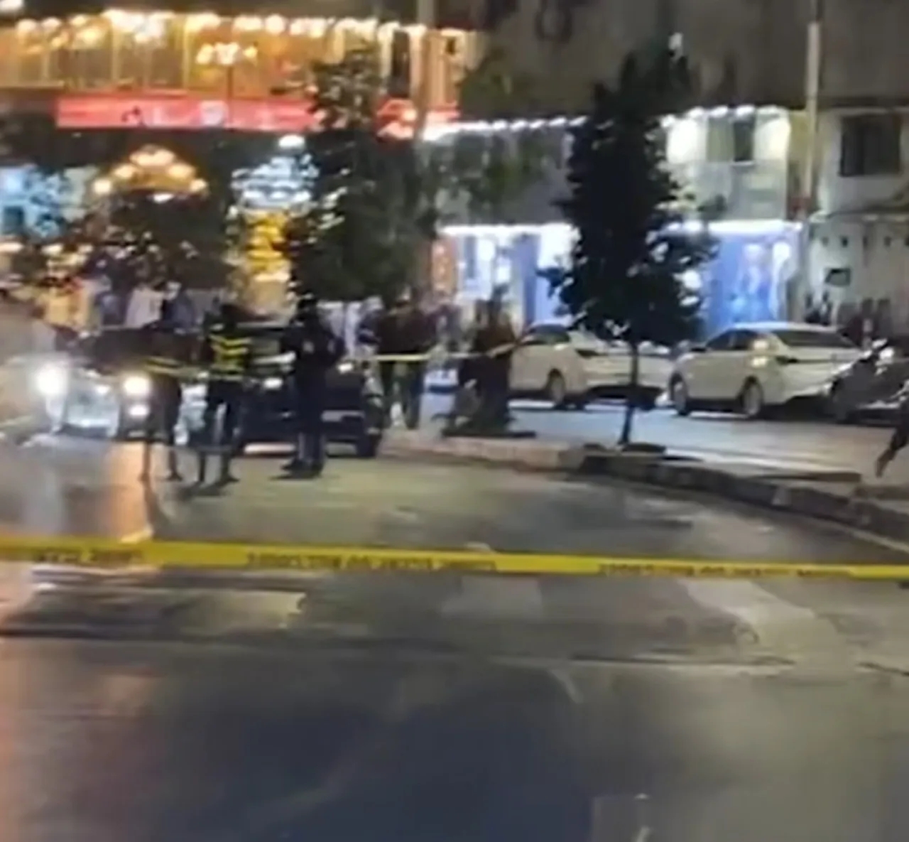 لأمن: حقيبة (المدرج الروماني) تحتوي ملابس وافد!