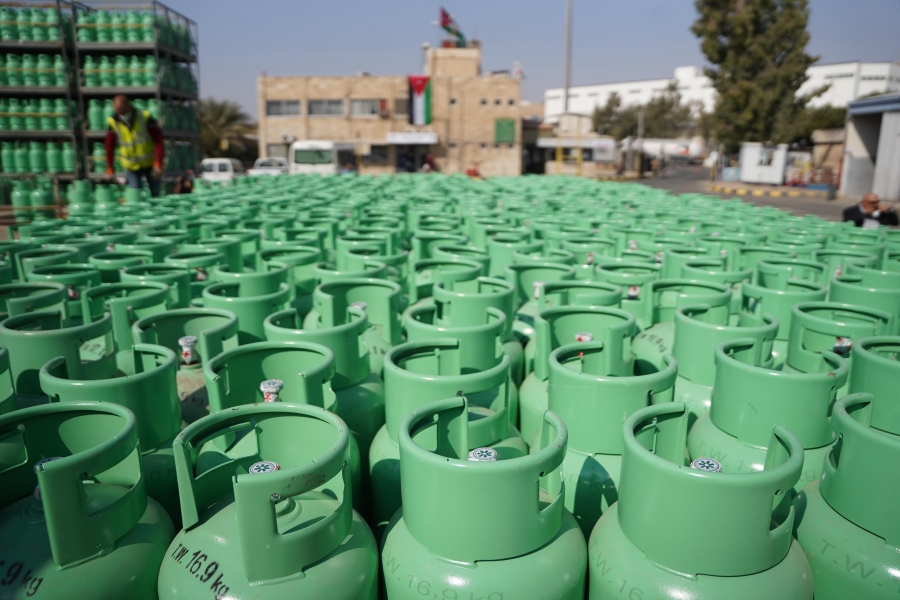 مصفاة البترول الأردنية تنظّم جولة إعلامية على محطة تعبئة غاز عمان أبو علندا للاطلاع على عمليات التعبئة والتطوير