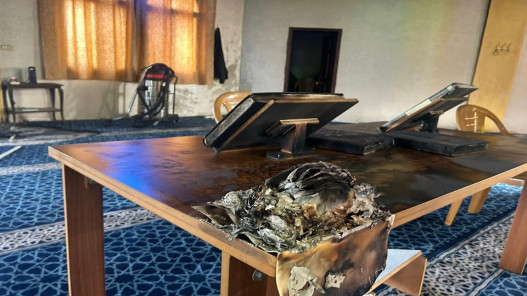 الأردن يدين استمرار اعتداءات المستوطنين ضد الفلسطينيين وآخرها إحراق مسجد