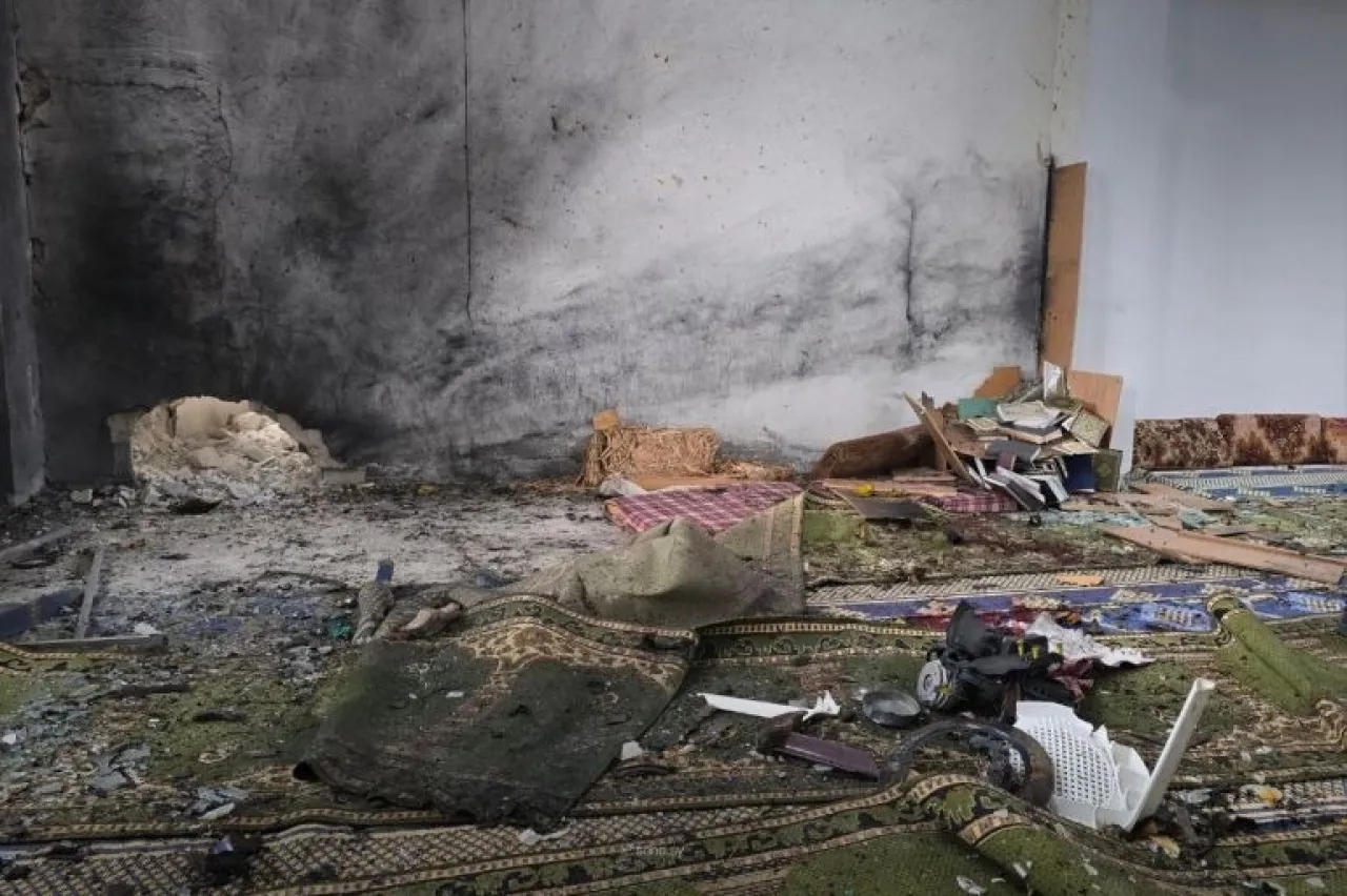الصحة السورية: ارتفاع حصيلة قتلى انفجار مسجد حمص إلى 8