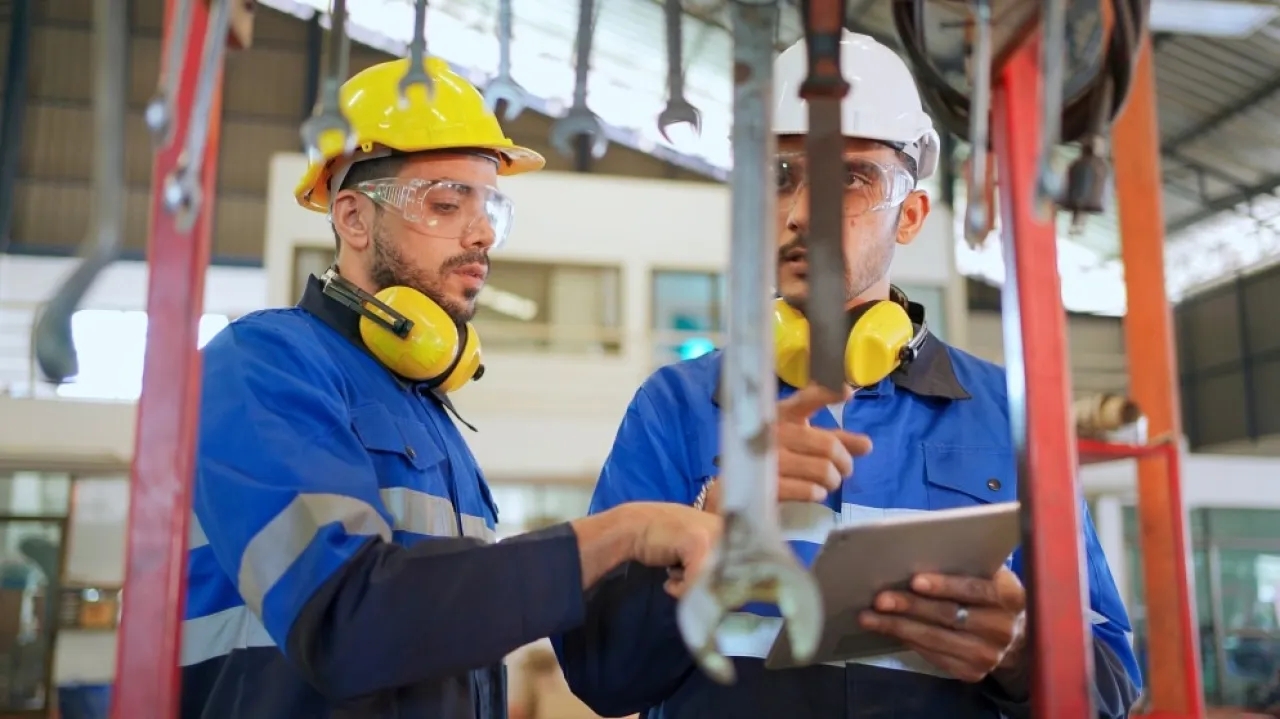 61 ألف عقد عمل مدعوم عبر البرنامج الوطني للتشغيل منذ 2022 ونسبة الاستمرار 75