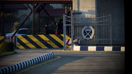 القبض على الشخصين المتورطين بسرقة فرع أحد البنوك في المفرق