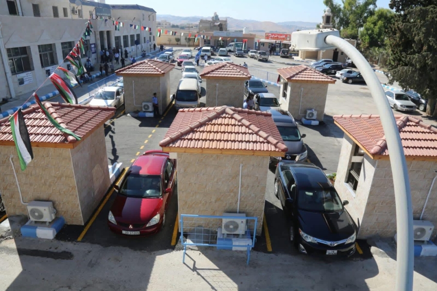 ما الذي يحدث في إدارة الترخيص ؟..