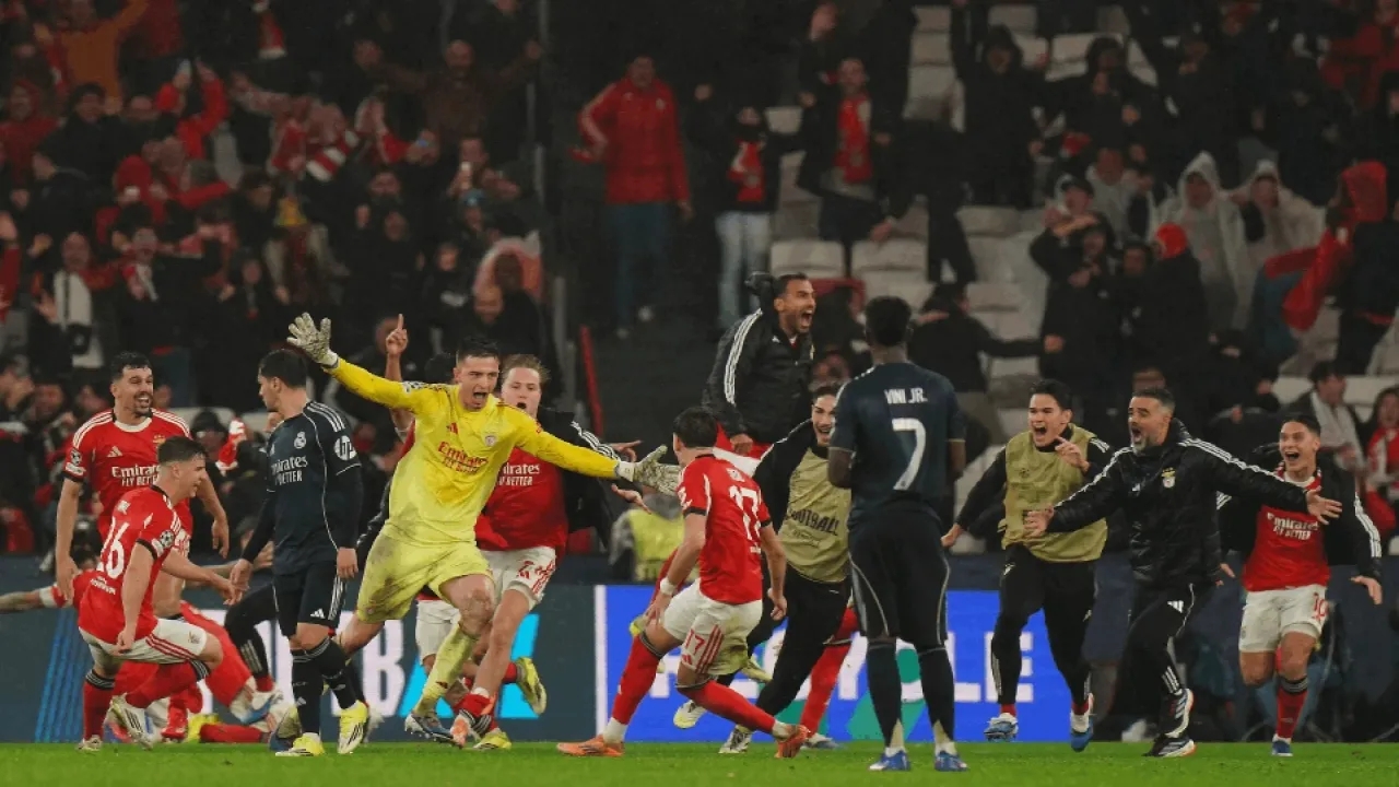 بنفيكا يصطدم بريال مدريد مجددًا.. نتائج قرعة ملحق دوري أبطال أوروبا