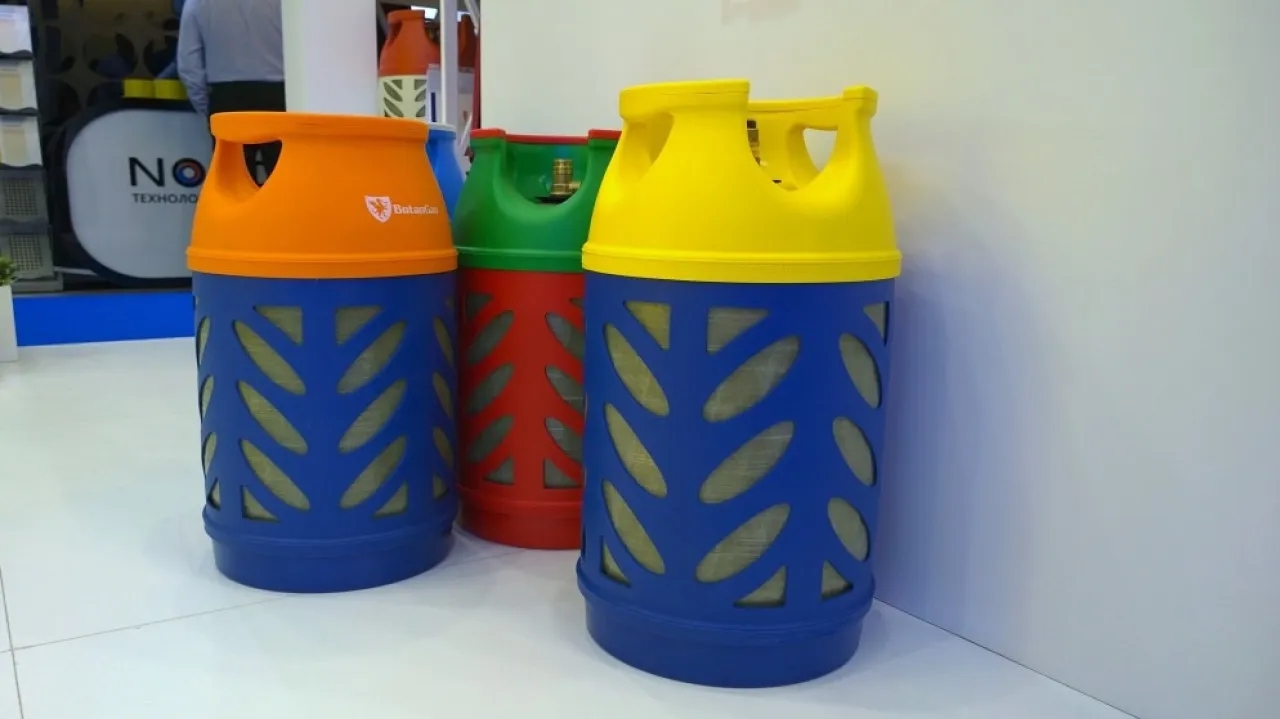 المواصفات: الأسطوانة البلاستيكية لا تحتاج إلى (جلدة)