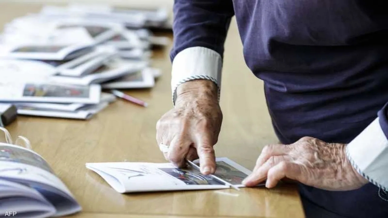 توصية برفع سن تقاعد الذكور إلى 63 عامًا والإناث إلى 58