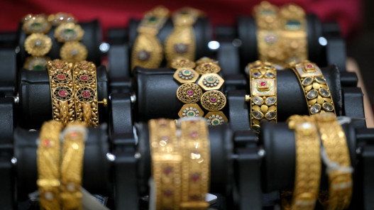 غرام الذهب عيار 21 يسجل 102.80 دينار في السوق المحلية الثلاثاء