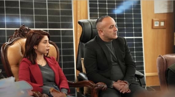 برفقة عدد من الأمنيين والإعلاميين .. متصرف لواء الجيزة يزور عدد من المصانع ويدعو لمد جسور التعاون  ..