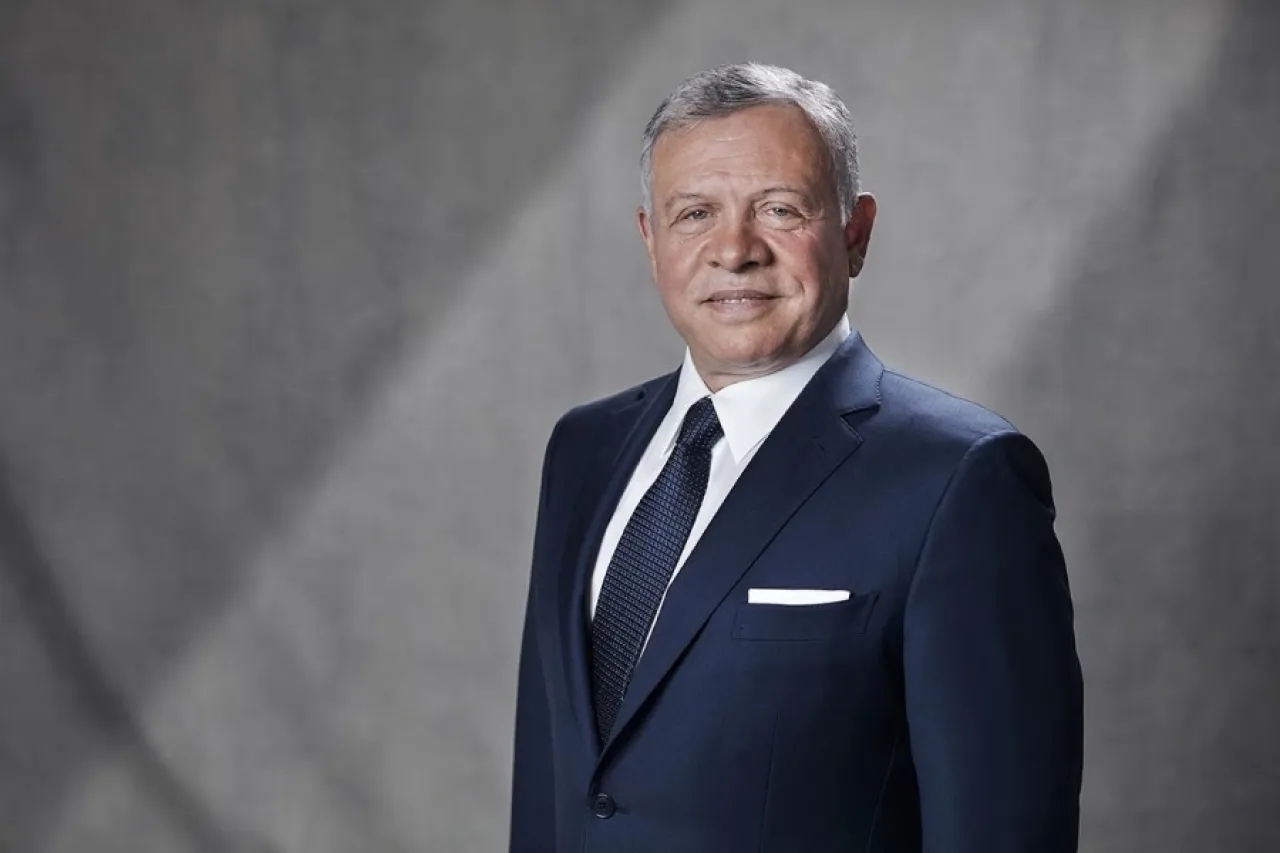 الملك يهنئ الأردنيين والأمتين العربية والإسلامية بقرب حلول شهر رمضان