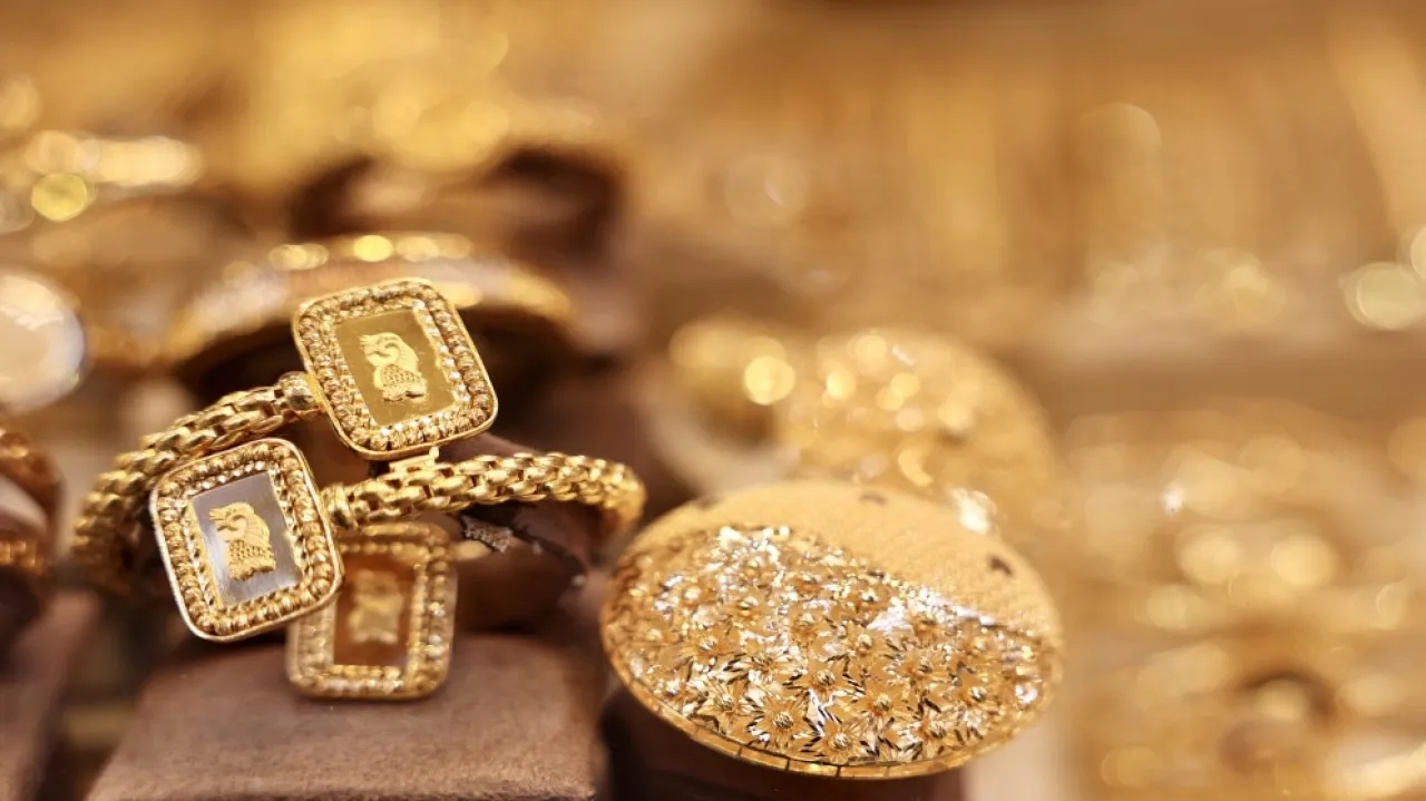 100 دينار سعر غرام الذهب عيار 21 في الأردن الأربعاء