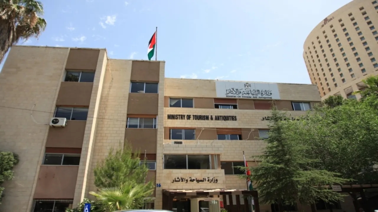 وزارة السياحة والآثار: غرفة طوارئ لمتابعة الأوضاع وتأثر الحجوزات السياحية