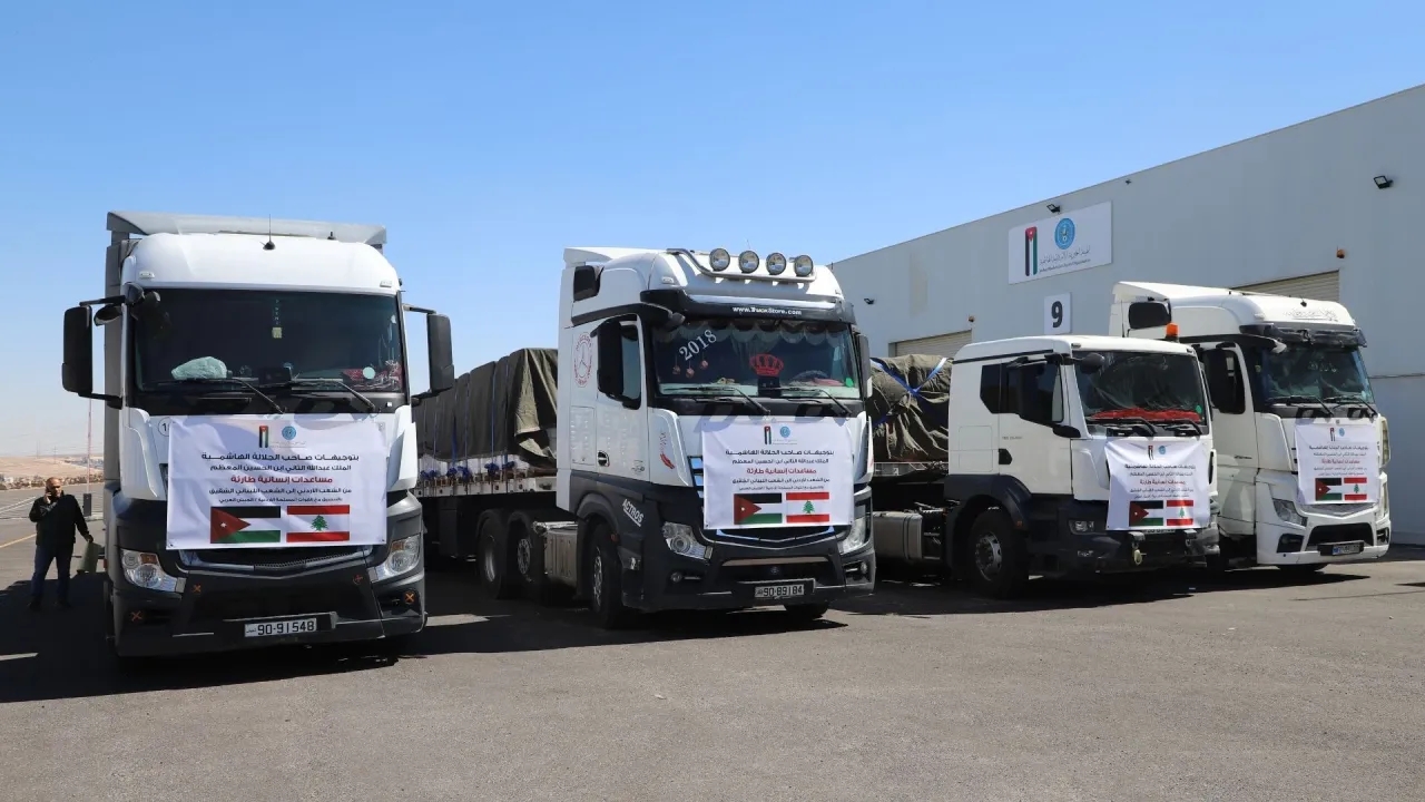 بتوجيه ملكي... الأردن يرسل قافلة مساعدات إلى لبنان