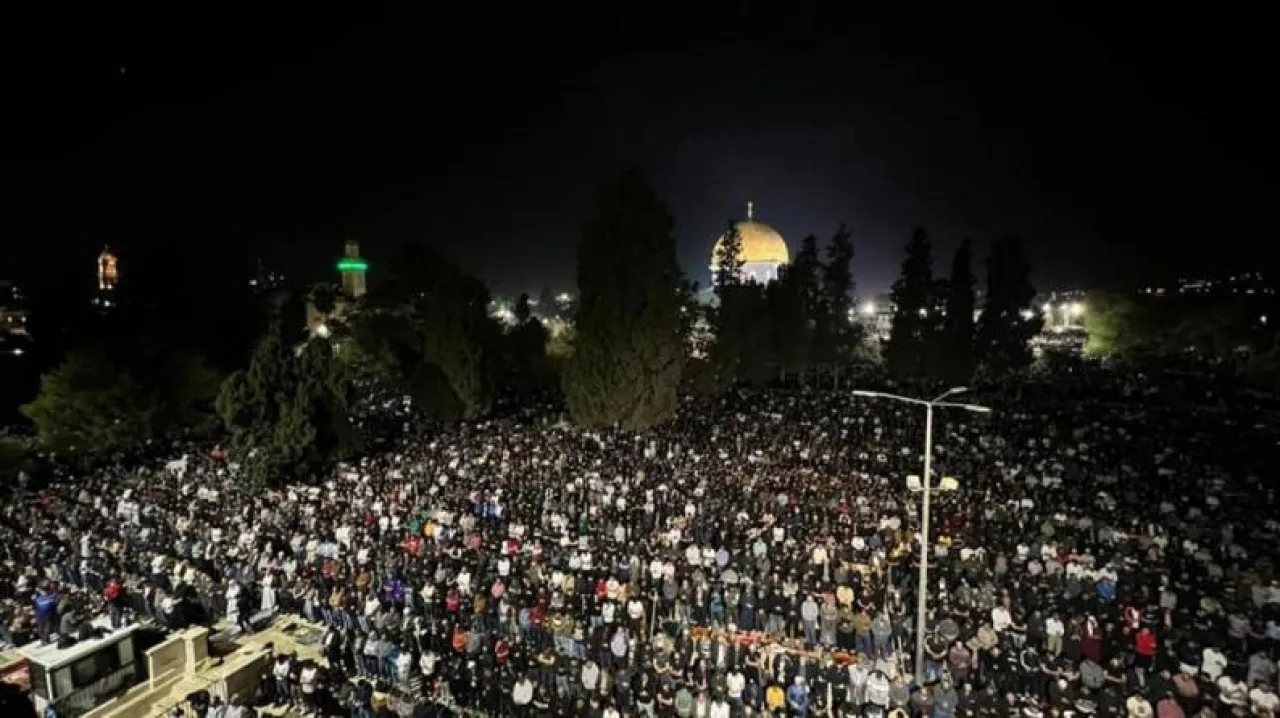 إسرائيل تمنع إحياء ليلة القدر في المسجد الأقصى