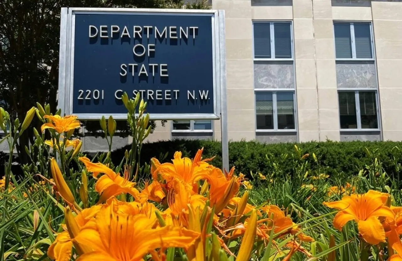 الخارجية الأميركية تصدر تحذيرا لمواطنيها حول العالم وخاصة في الشرق الأوسط