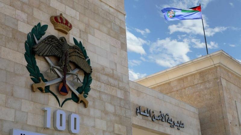 مديرية الأمن العام تجدّد تحذيراتها من المنخفض الجوي السائد وتدعو لأخذ أعلى درجات الحيطة والحذر