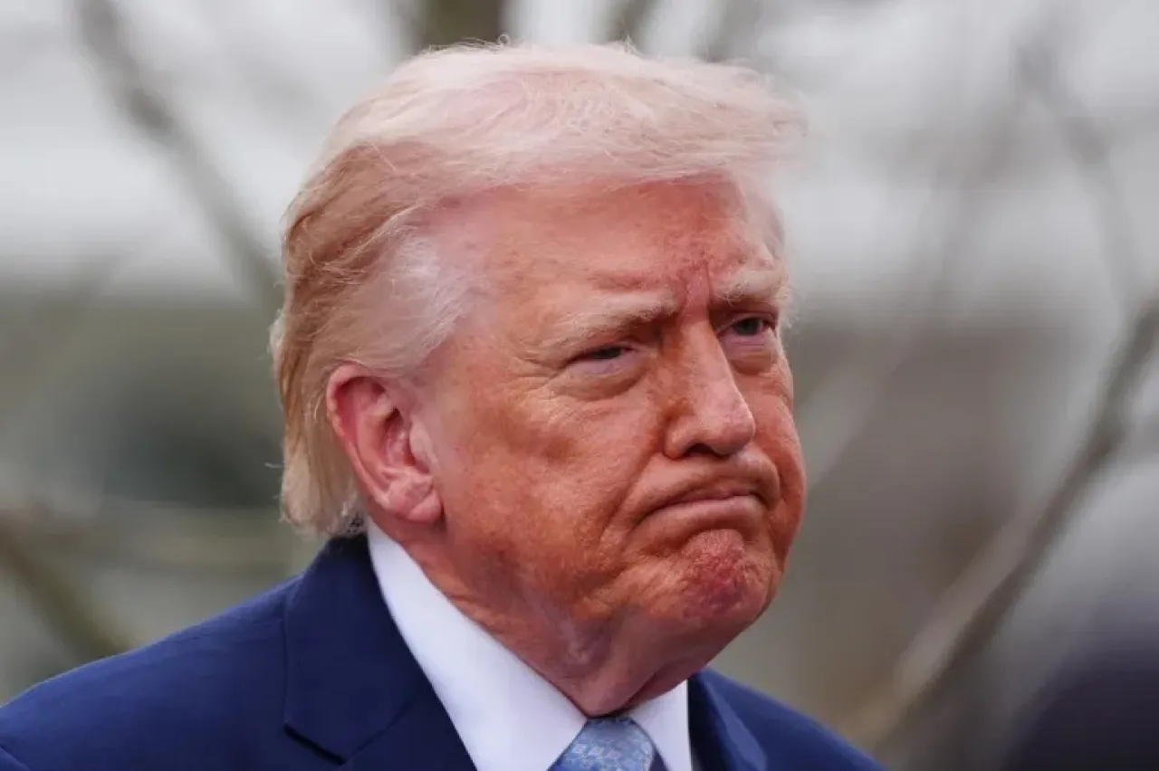 ترمب: الإيرانيون يتوسلون لإبرام اتفاق لإنهاء الحرب