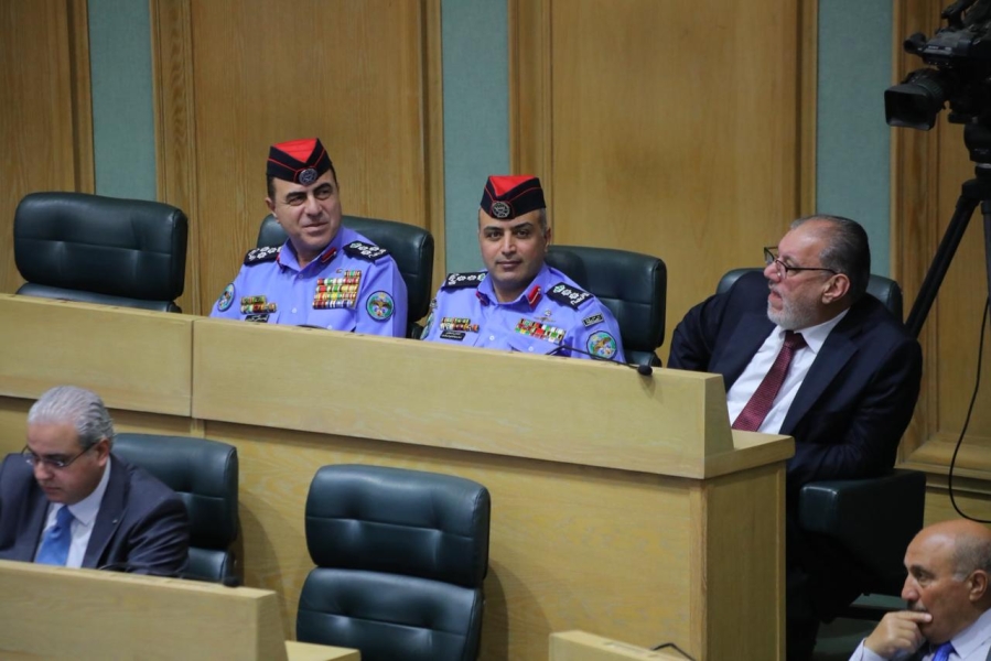 مجلس النواب يحيل مشروع معدّل قانون السير إلى لجنة مشتركة..