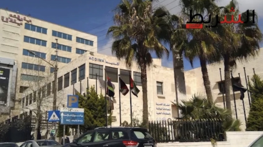 مجمع بلازا التجاري التابع لشركة باديكو .. تجمع للمياه العادمة وانتشار ملحوظ للنفايات والحشرات والقوارض والأمراض تهدد سلامة المستأجرين .. (فيديو + صور)