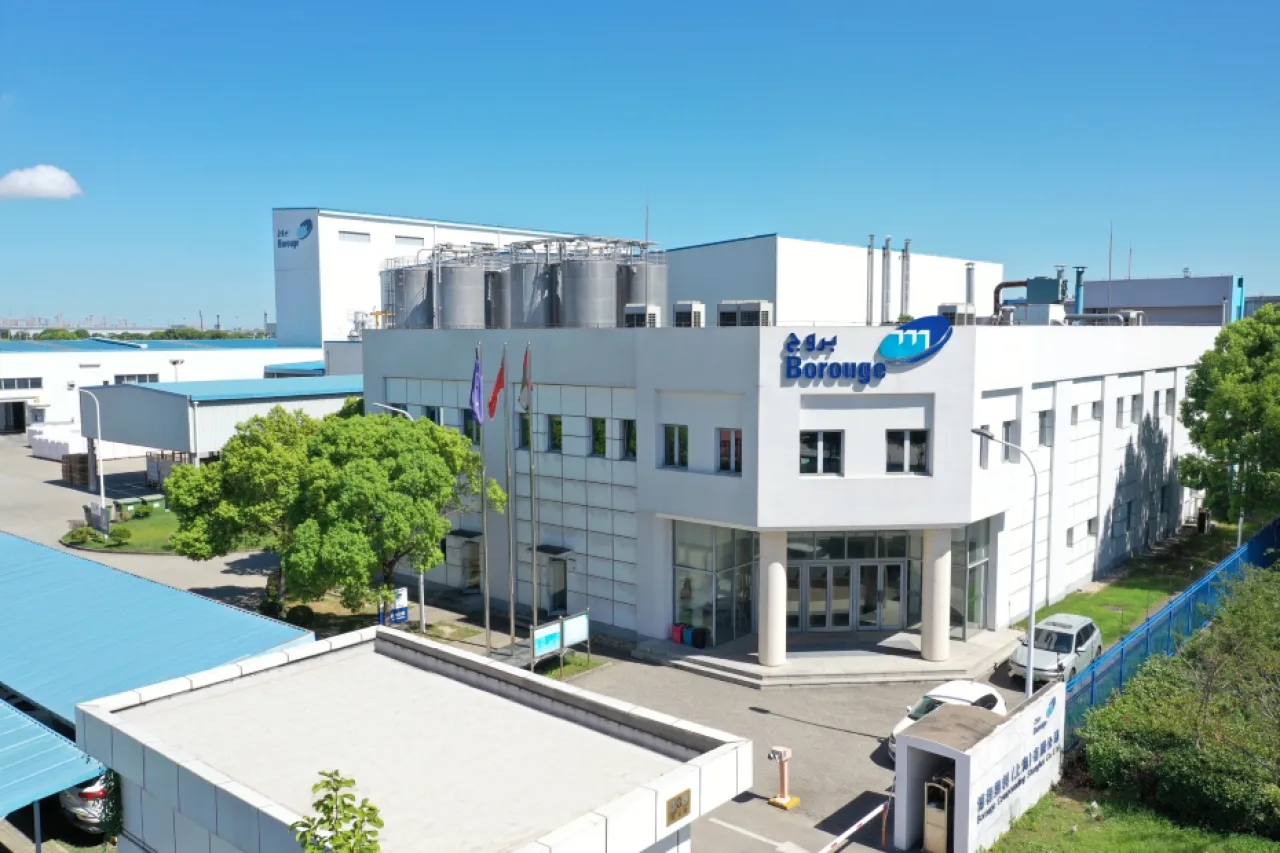 أبوظبي: التعامل مع حرائق في مصنع بروج دون إصابات